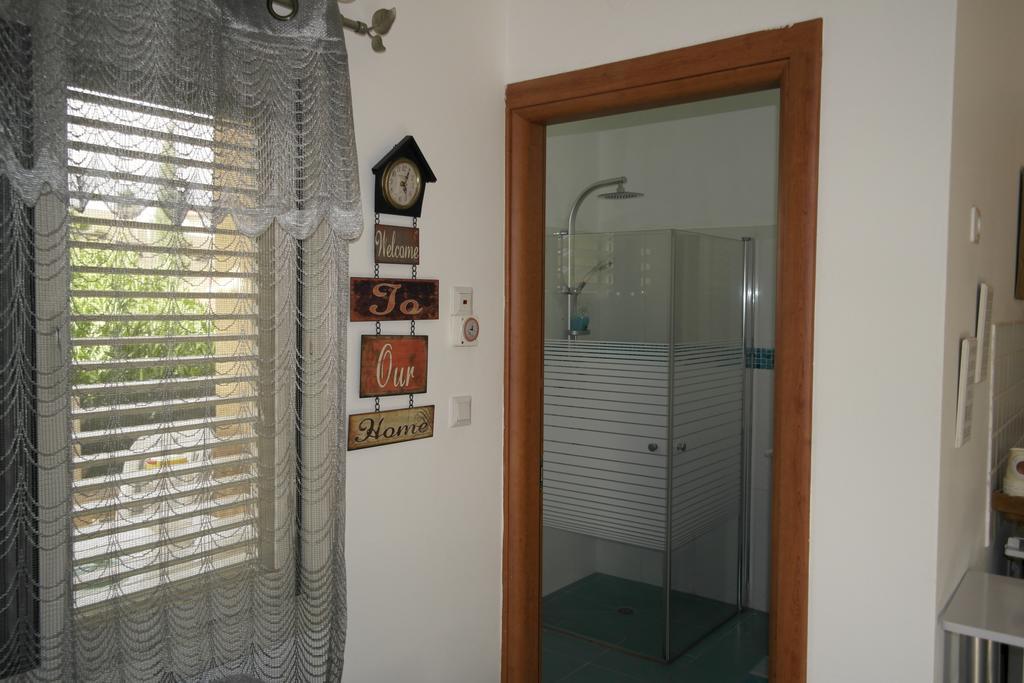 צימר ברחובות - Israeli Home Exteriör bild