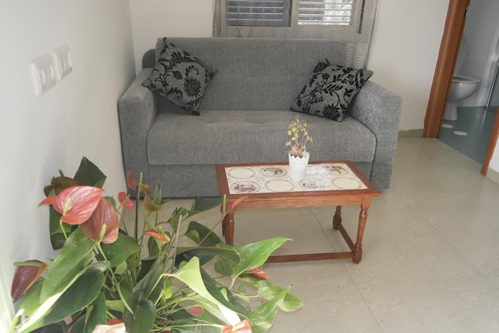 צימר ברחובות - Israeli Home Exteriör bild